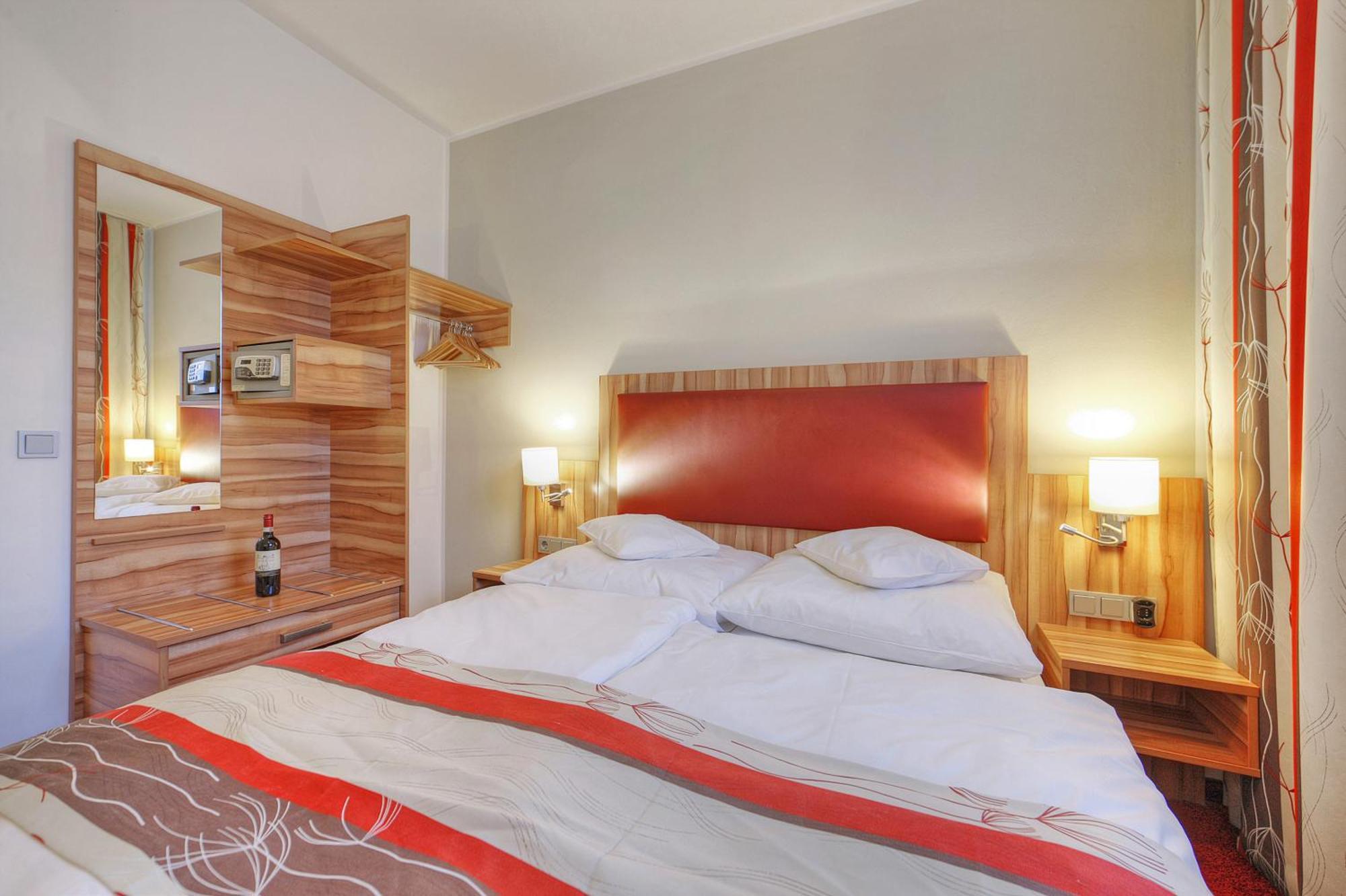 Hotel Da Vinci Gröbenzell Zimmer foto