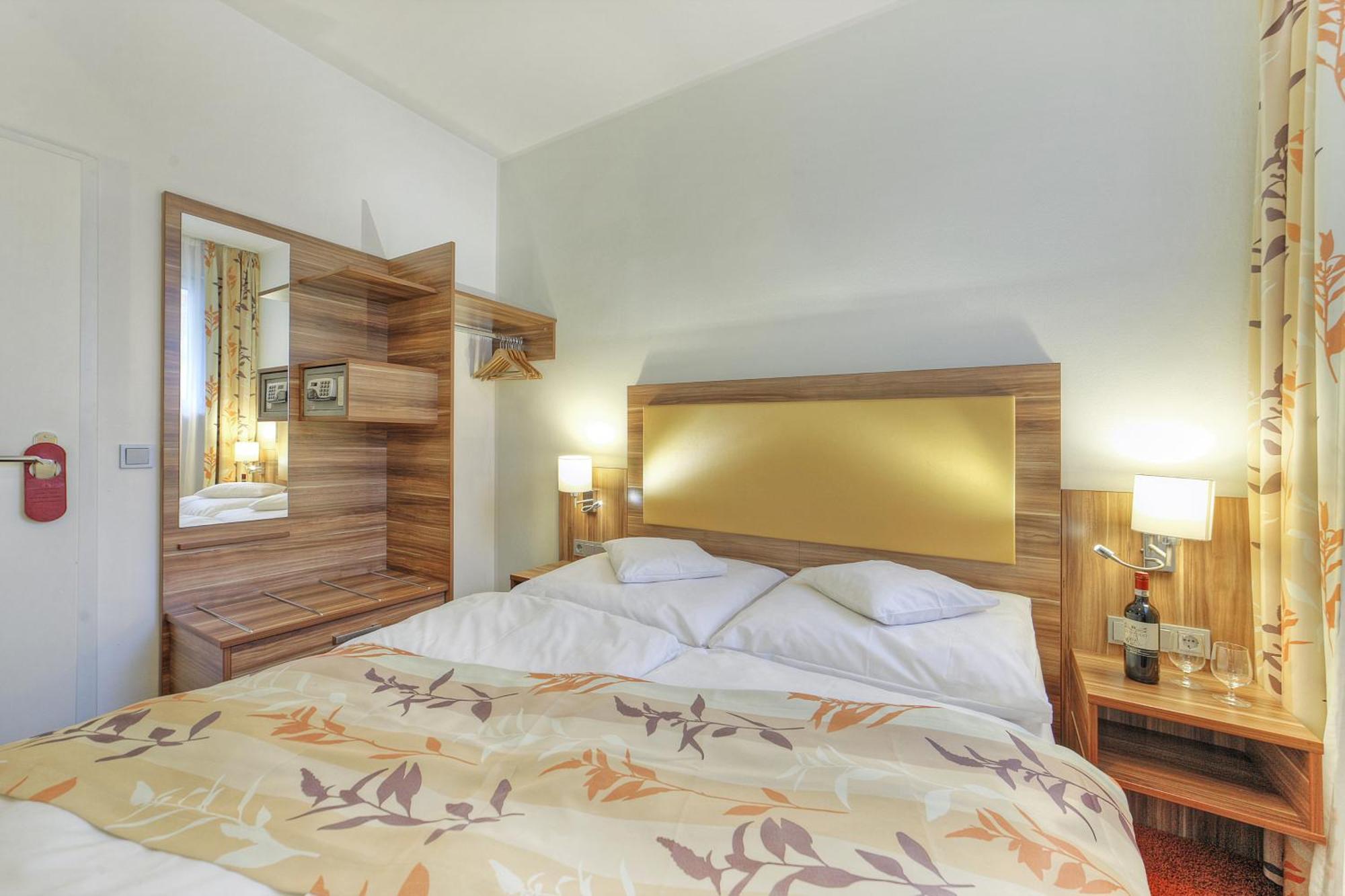 Hotel Da Vinci Gröbenzell Zimmer foto